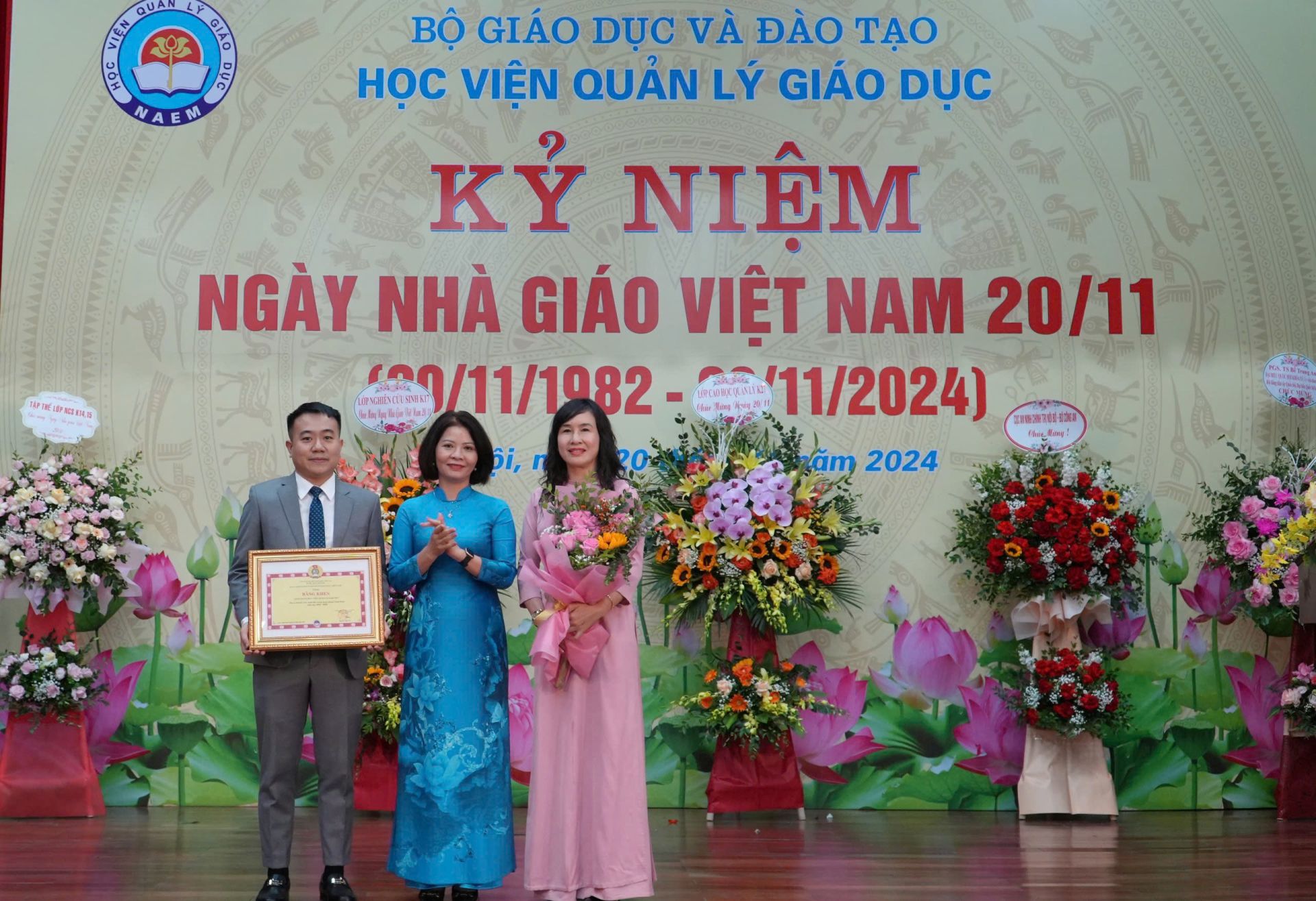 Một số hình ảnh Kỷ niệm 42 năm Ngày Hiến Chương các Nhà giáo Việt Nam (20/11/1982-20/11/2024)