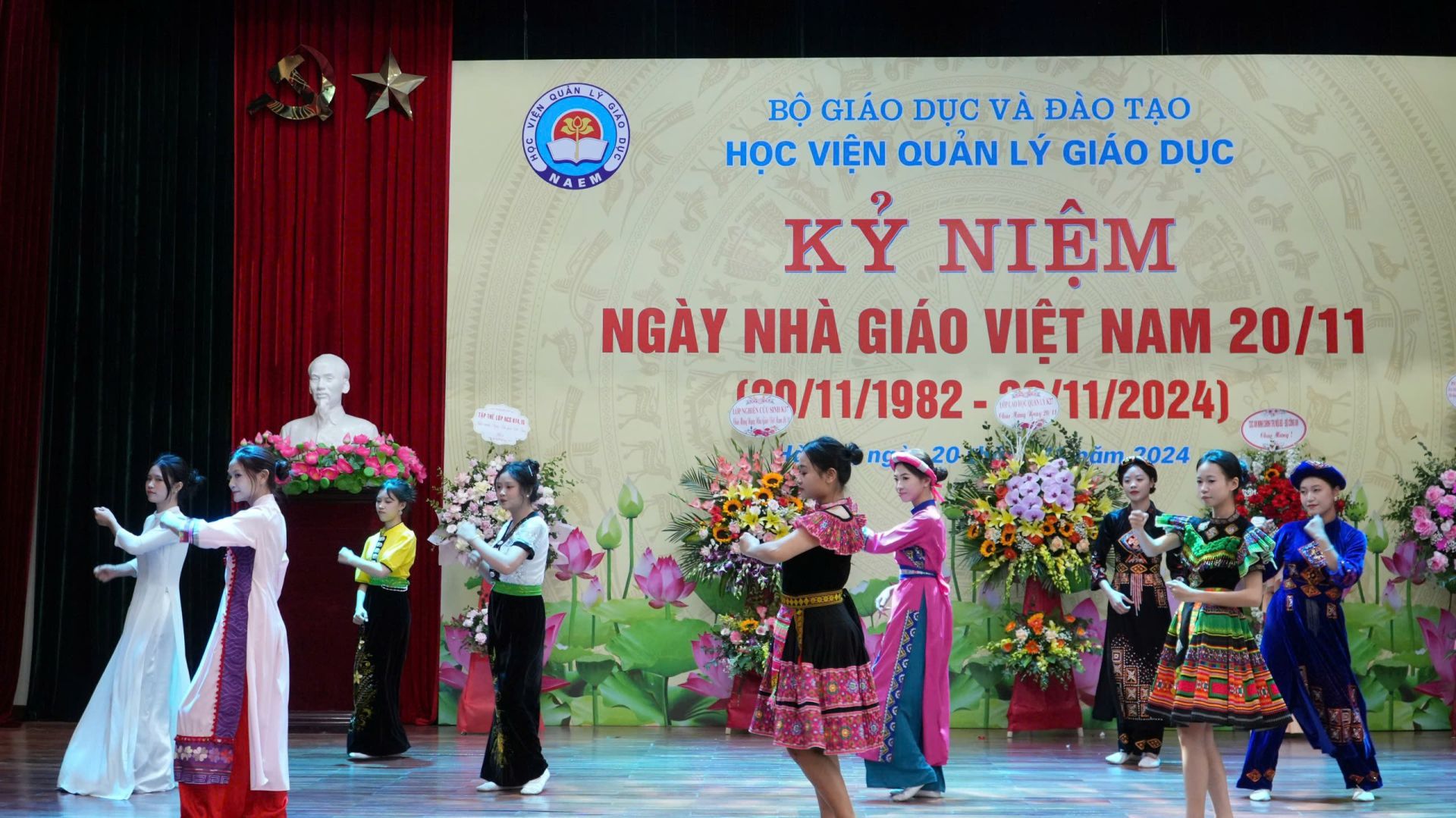 Một số hình ảnh Kỷ niệm 42 năm Ngày Hiến Chương các Nhà giáo Việt Nam (20/11/1982-20/11/2024)