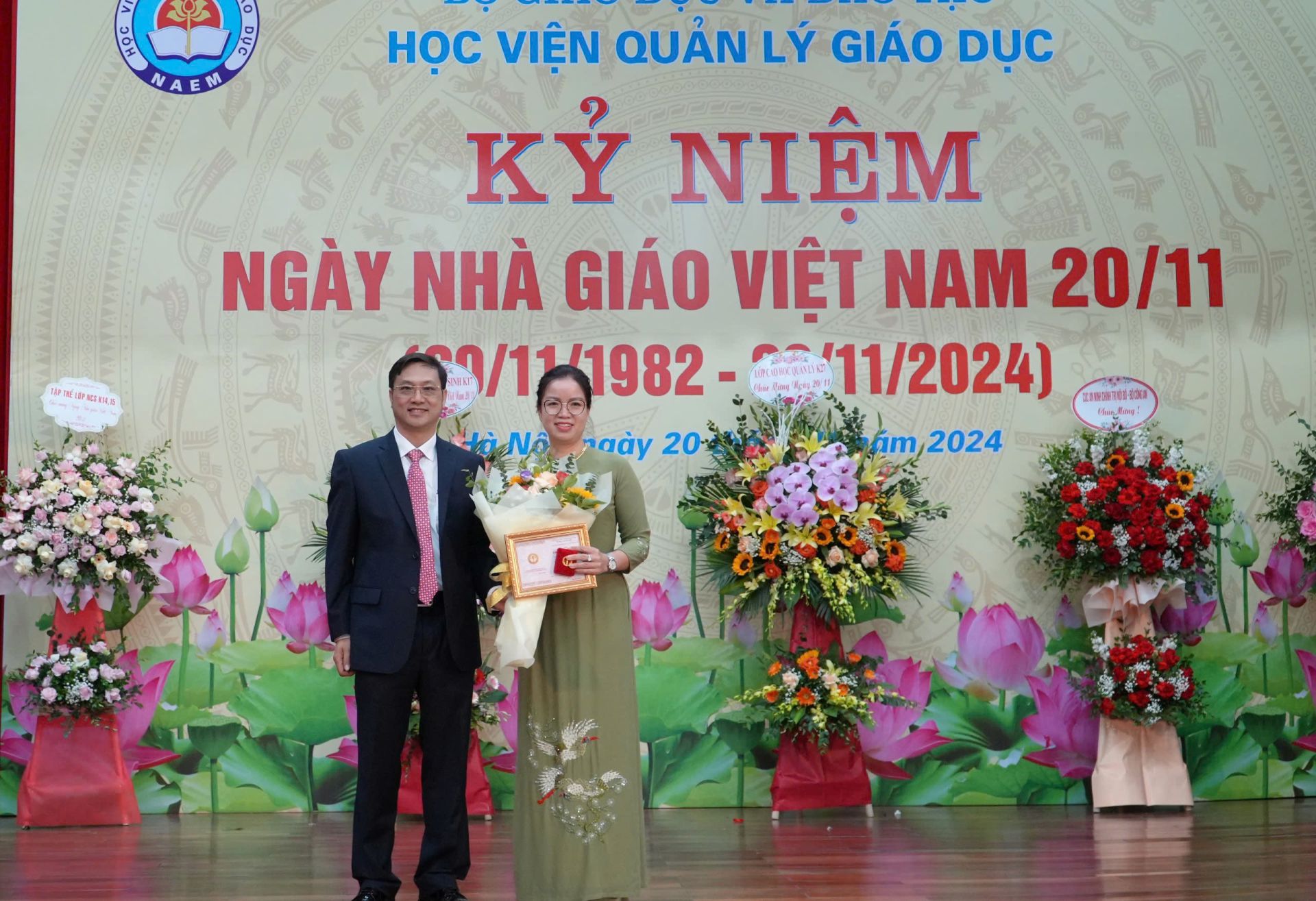 Một số hình ảnh Kỷ niệm 42 năm Ngày Hiến Chương các Nhà giáo Việt Nam (20/11/1982-20/11/2024)