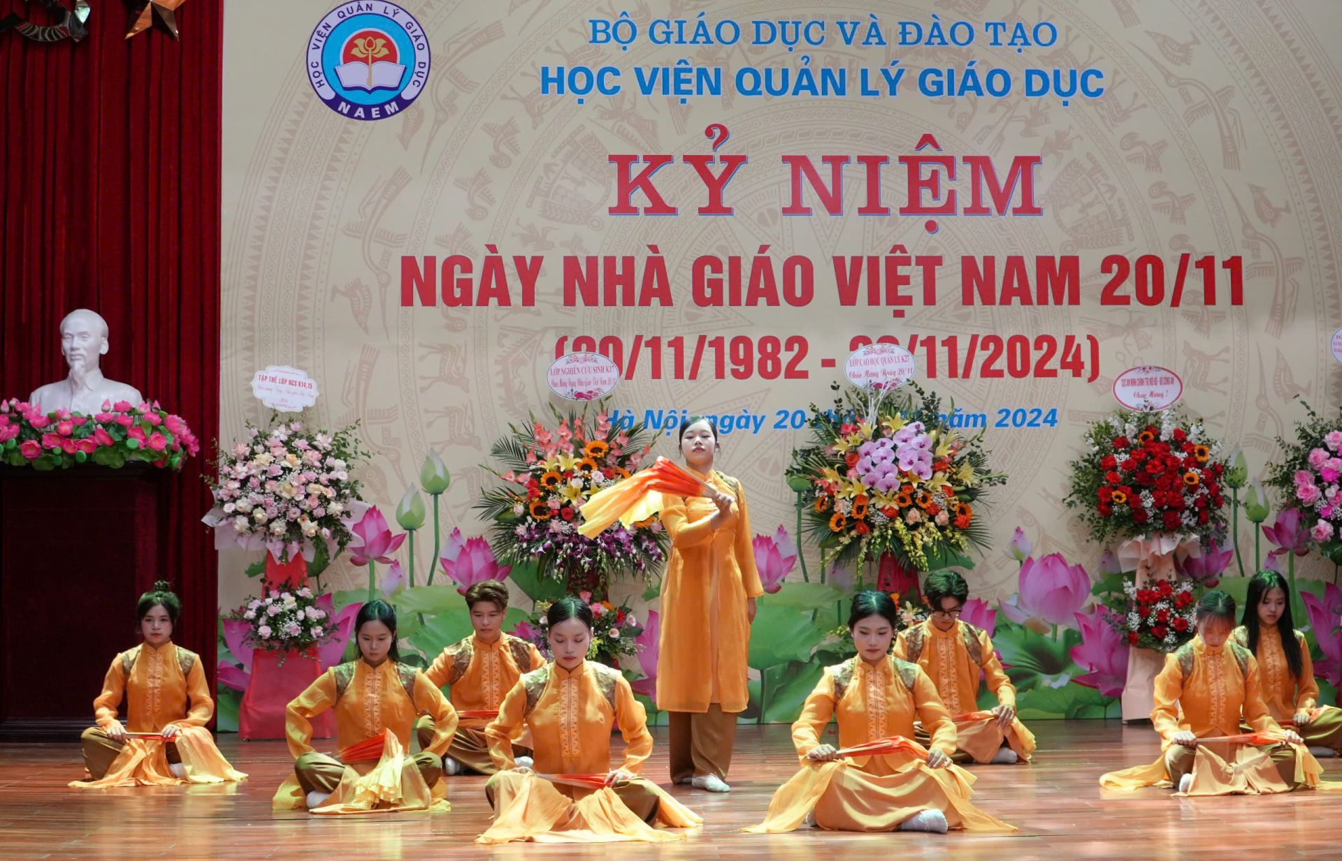 Một số hình ảnh Kỷ niệm 42 năm Ngày Hiến Chương các Nhà giáo Việt Nam (20/11/1982-20/11/2024)