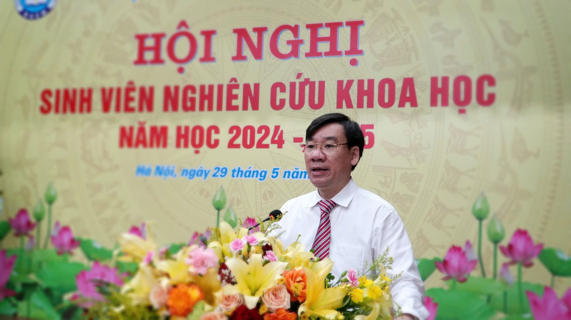 HỘI NGHỊ SINH VIÊN NGHIÊN CỨU KHOA HỌC 2025
