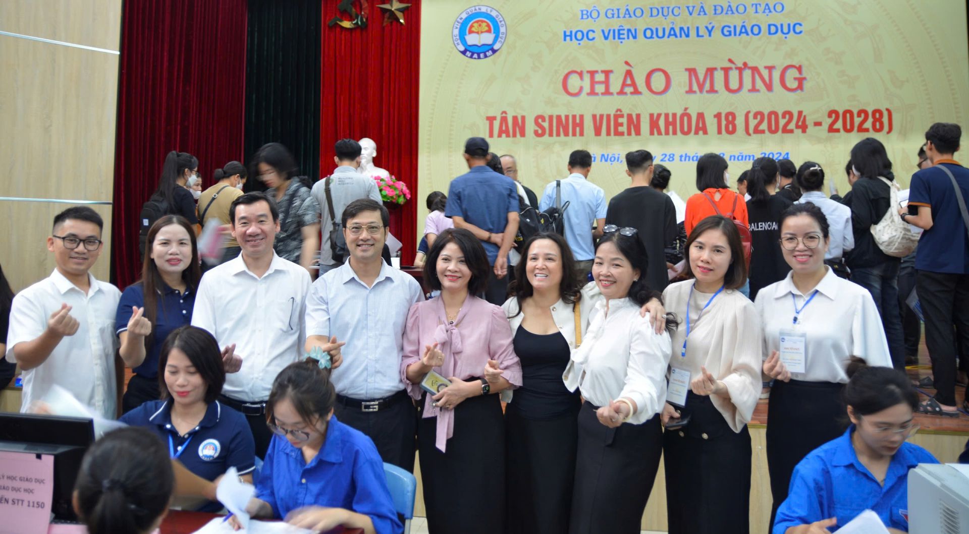 Thư chúc mừng tân sinh viên K18-NAEM của Giám đốc Học viện Quản lý giáo dục