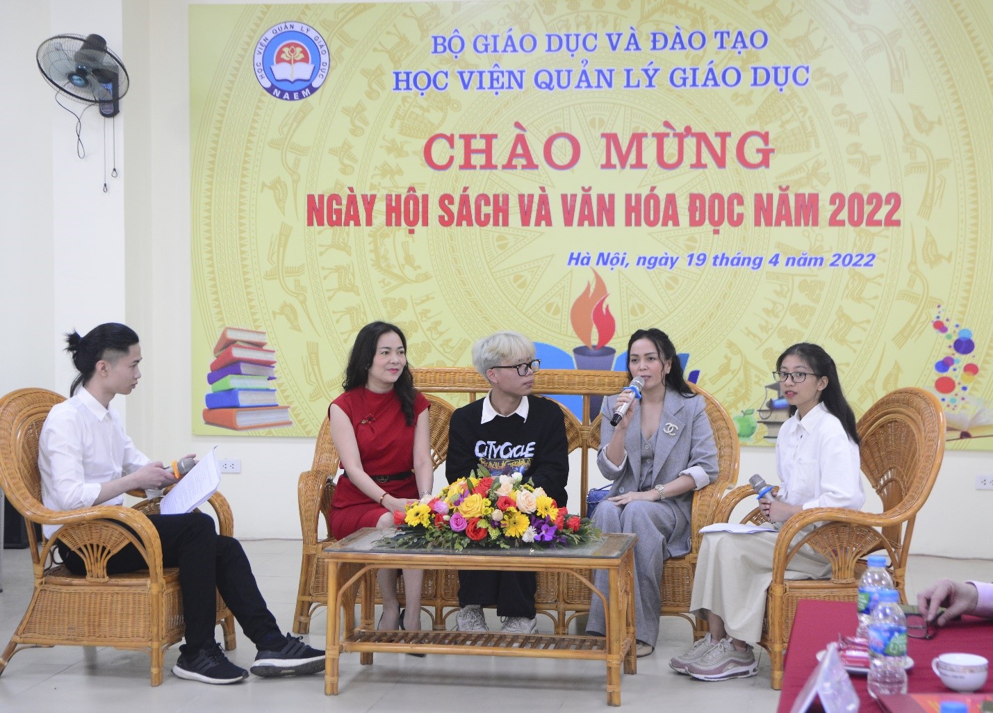 Hoạt động chào mừng Ngày Sách và Văn hóa đọc Việt Nam tại Học viện Quản lý giáo dục